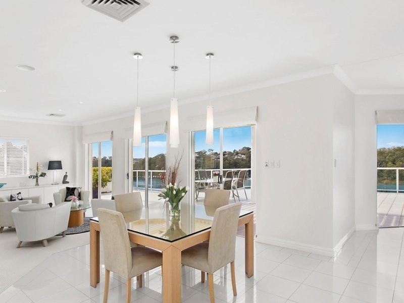 23/81 Woodlands Avenue, Lugarno NSW 2210