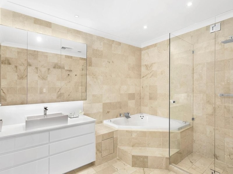 23/81 Woodlands Avenue, Lugarno NSW 2210