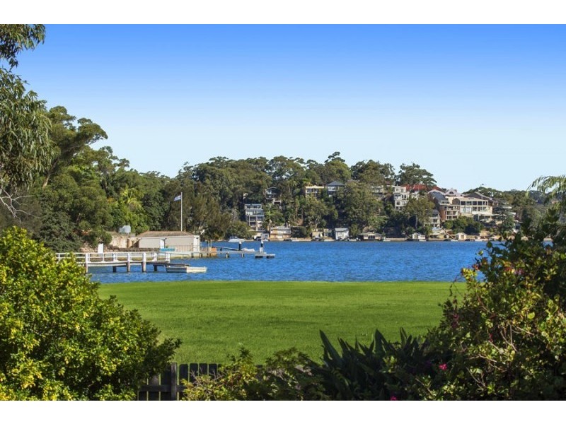 7 Loch Maree Crescent, Connells Point NSW 2221