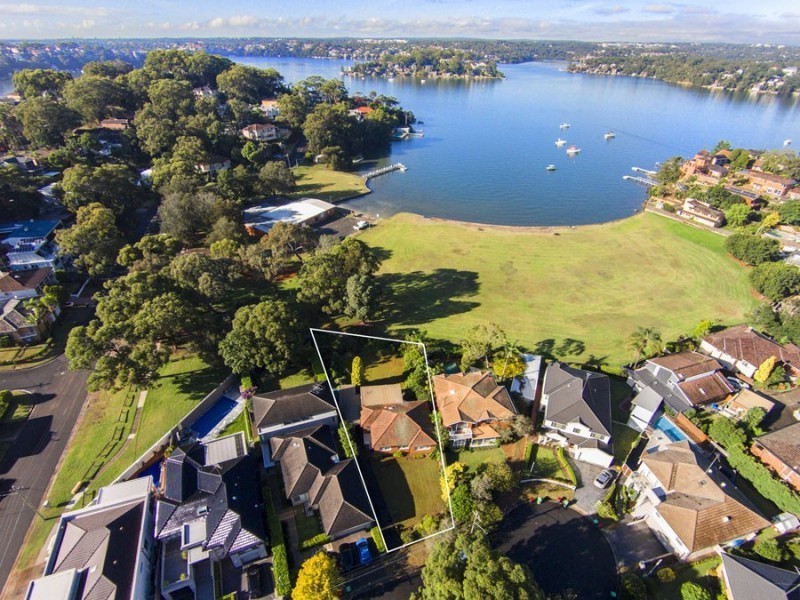 7 Loch Maree Crescent, Connells Point NSW 2221