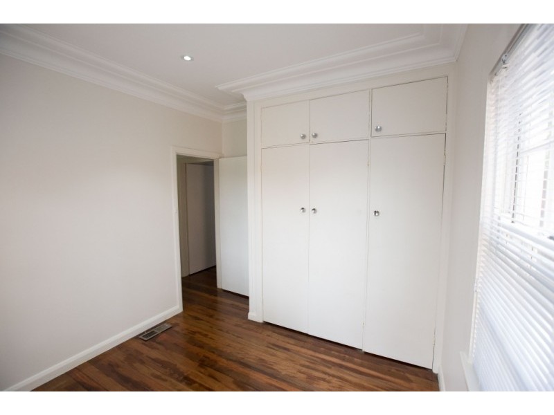 76 Ogilvy St, Peakhurst NSW 2210