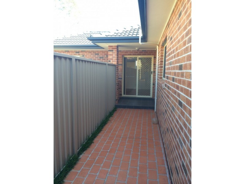 17A Roberts Avenue, Mortdale NSW 2223