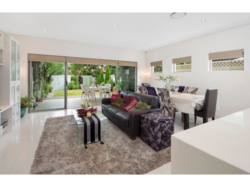 18A Peace Avenue, Peakhurst Heights NSW 2210