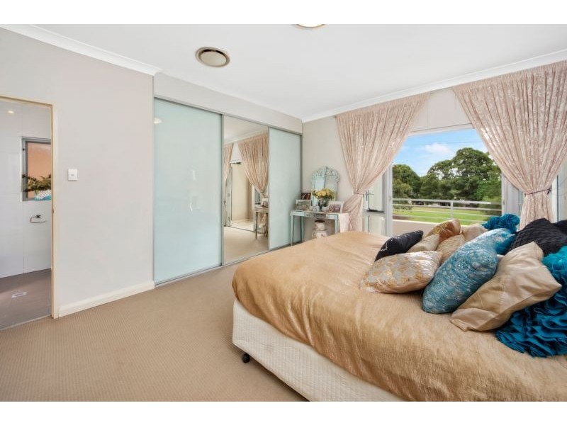 18A Peace Avenue, Peakhurst Heights NSW 2210