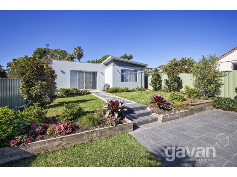 28 Johnstone Street, Peakhurst NSW 2210