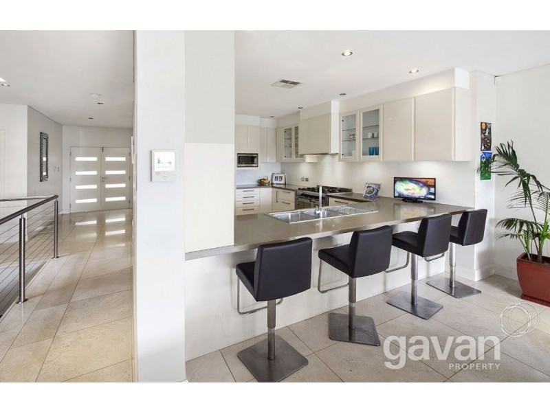 33 Belmore Road, Peakhurst NSW 2210