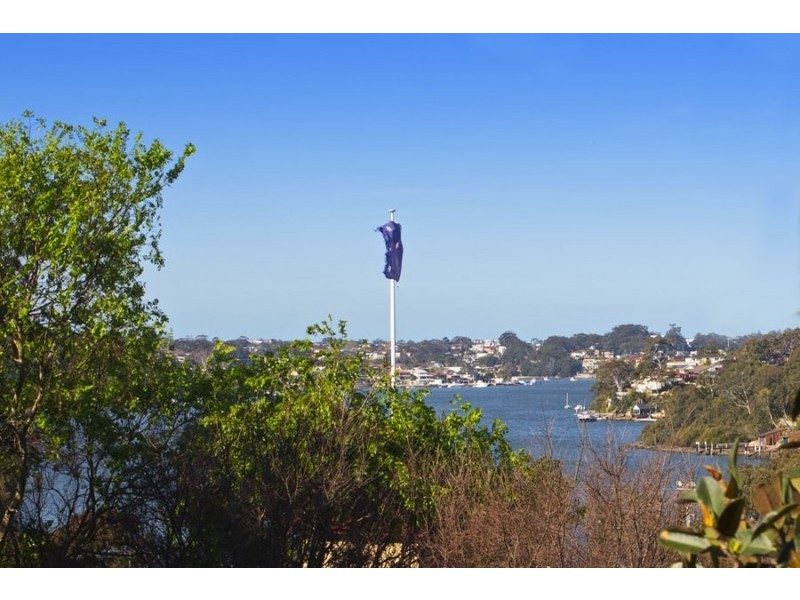 27 Cremona Road, Como NSW 2226