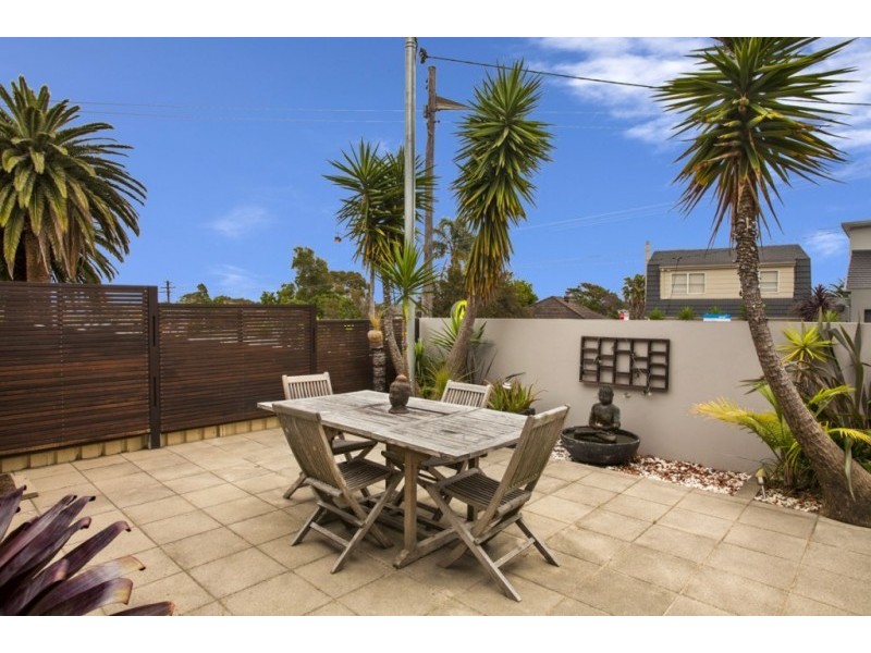 166 Connells Point Rd, Connells Point NSW 2221