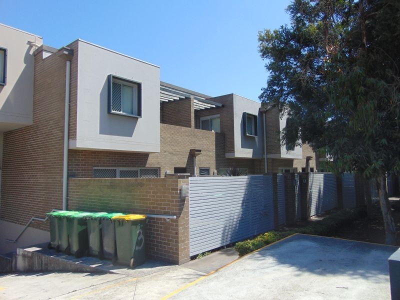 5/621 Forest Road, Peakhurst NSW 2210