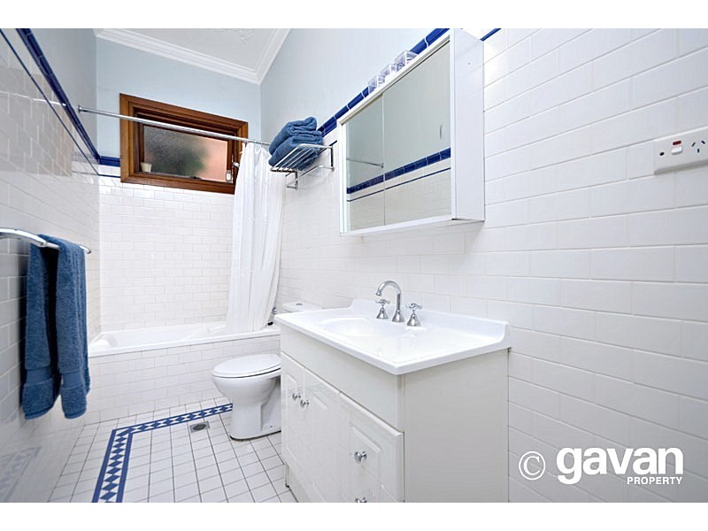 5 Park Road, Carlton NSW 2218