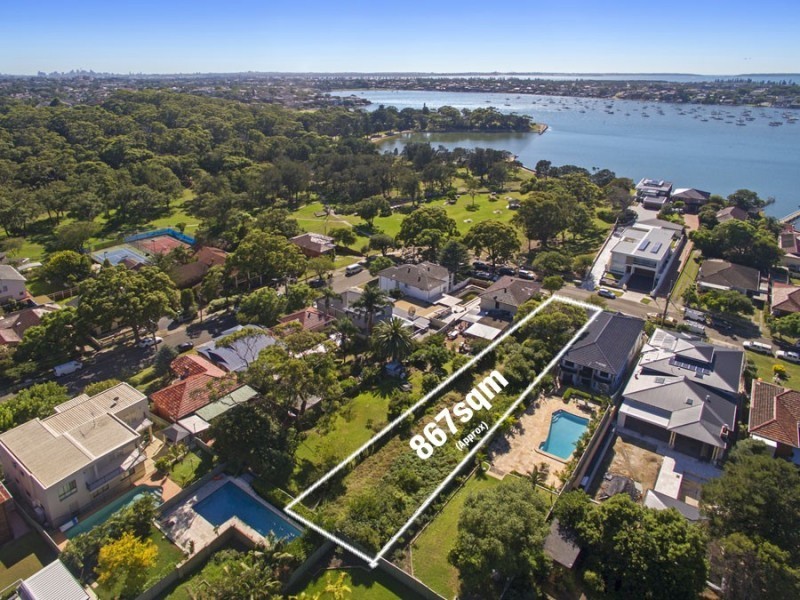 7 Beach Street, Blakehurst NSW 2221