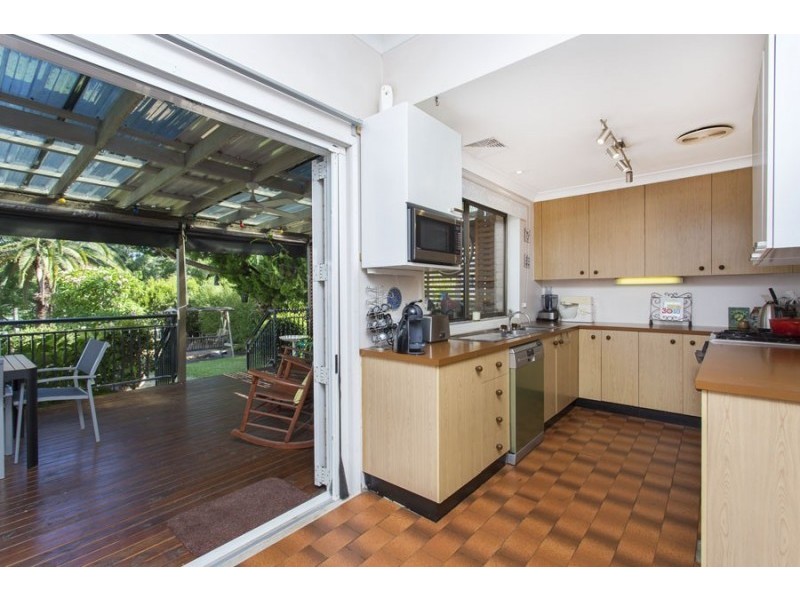 28 Queens Road, Connells Point NSW 2221