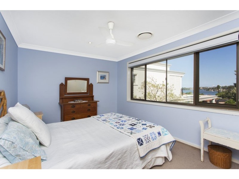28 Queens Road, Connells Point NSW 2221