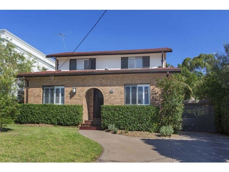 28 Queens Road, Connells Point NSW 2221
