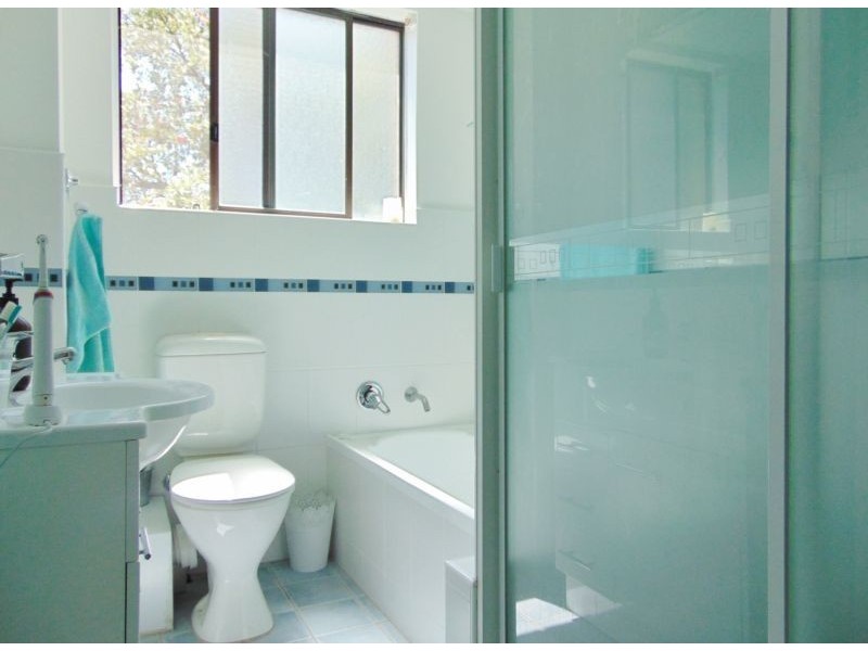 1/54 Station Street, Mortdale NSW 2223