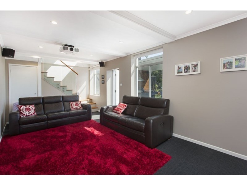 50 Gnarbo Avenue, Carss Park NSW 2221