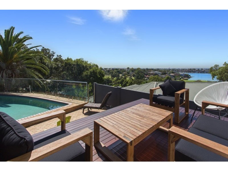 50 Gnarbo Avenue, Carss Park NSW 2221