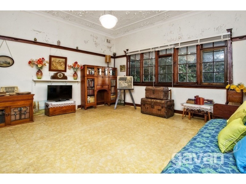 27 Jersey Avenue, Mortdale NSW 2223