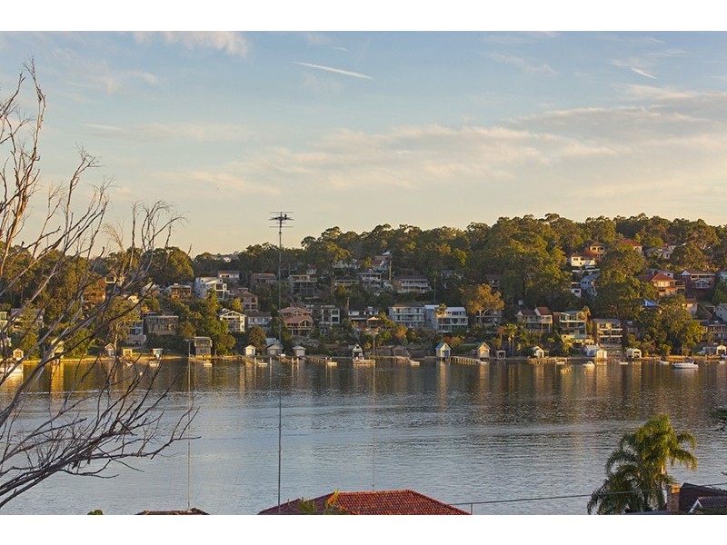 122 Queens Road, Connells Point NSW 2221