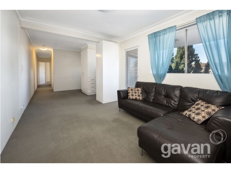 8/13 Queensborough Road, Croydon Park NSW 2133