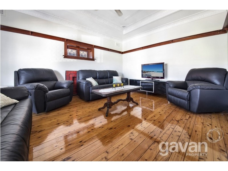 6 Timothy Street, Hurstville NSW 2220