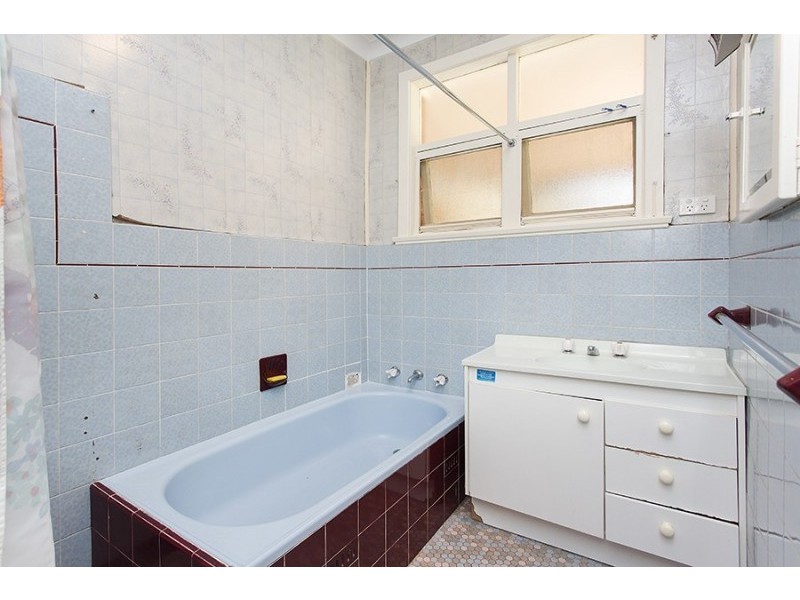 239 Connells Point Road, Connells Point NSW 2221