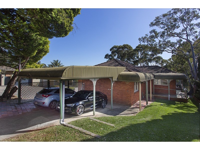 239 Connells Point Road, Connells Point NSW 2221