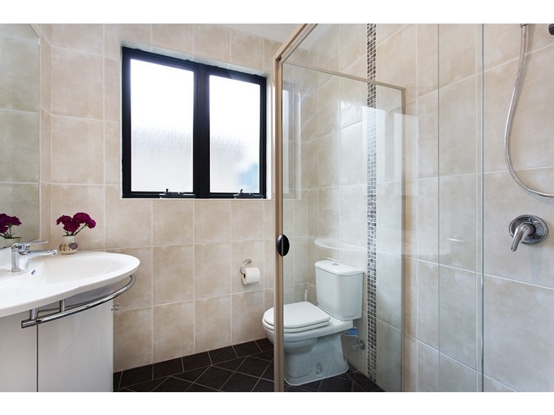 37 Earls Avenue, Riverwood NSW 2210