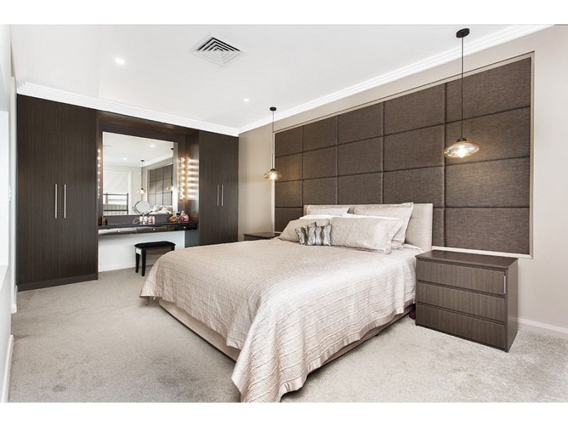 6 Tonitto Avenue, Peakhurst NSW 2210