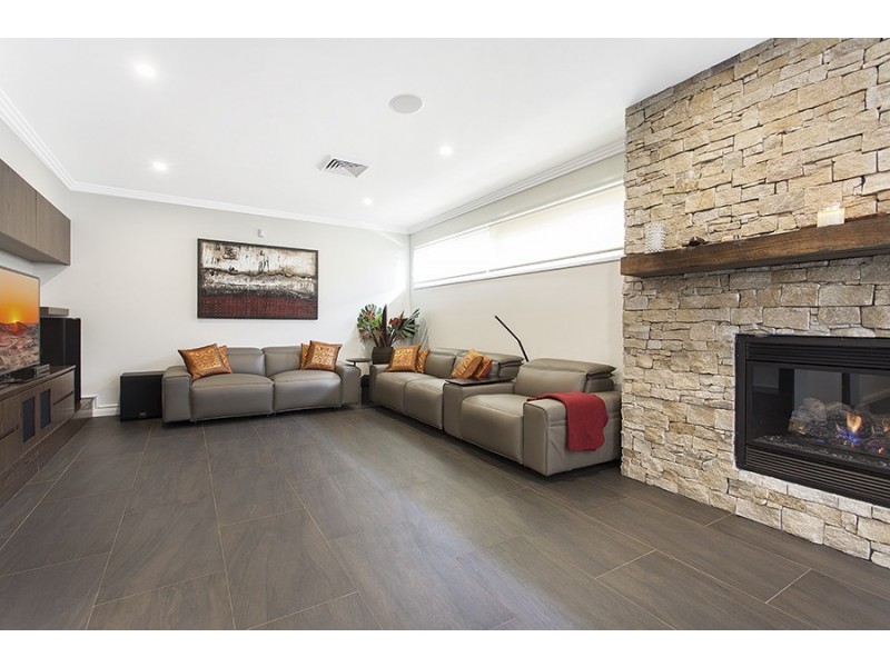 6 Tonitto Avenue, Peakhurst NSW 2210