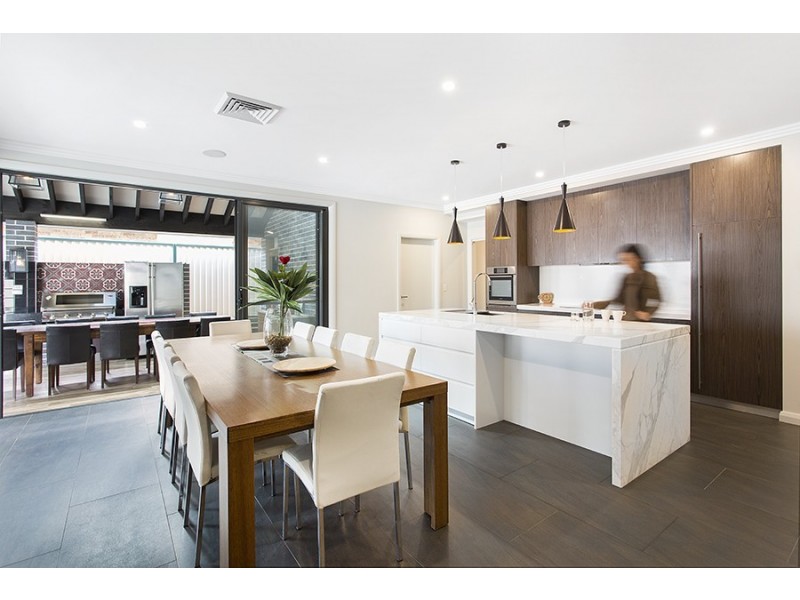 6 Tonitto Avenue, Peakhurst NSW 2210