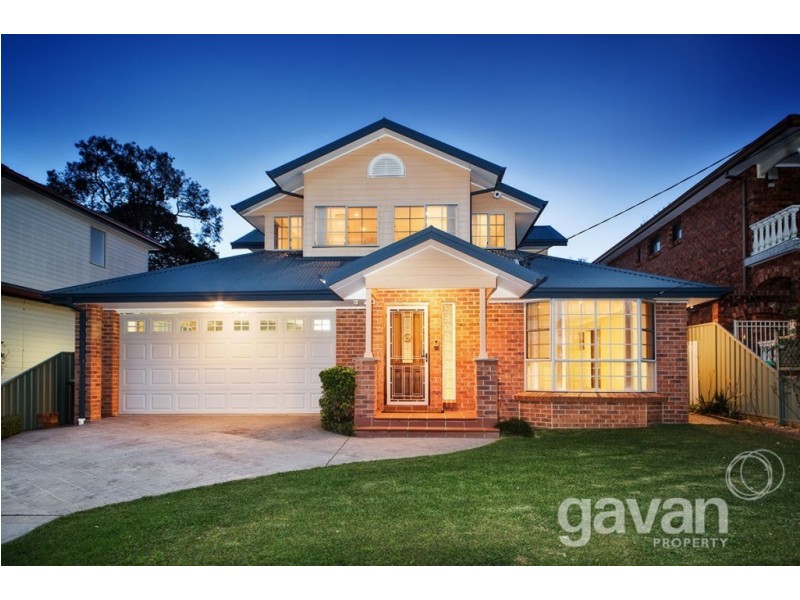 10 Barwon Road, Mortdale NSW 2223
