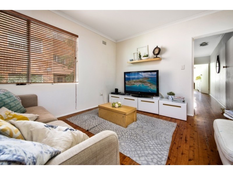 2/9 St Georges Rd, Penshurst NSW 2222