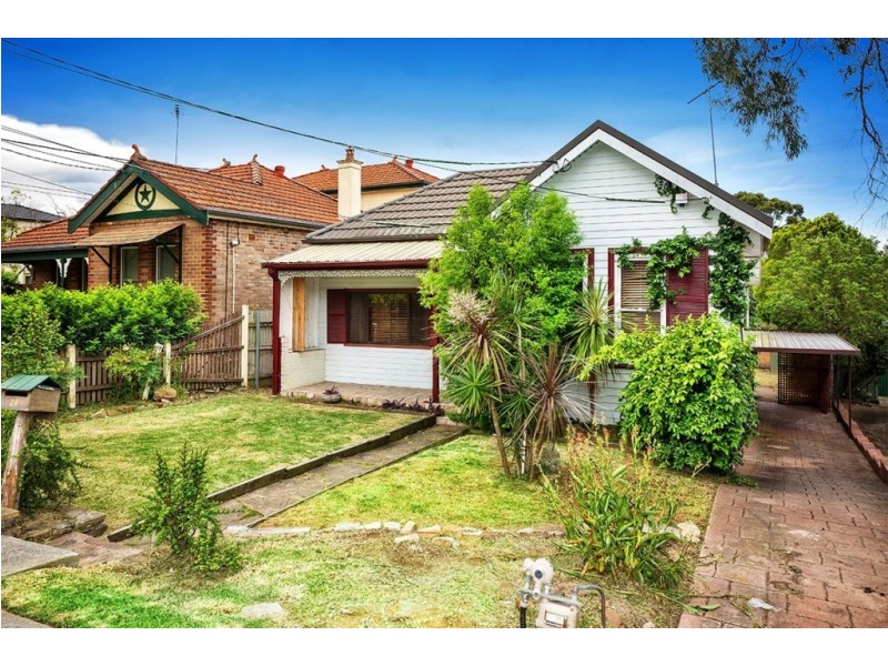 28 East Crescent, Hurstville Grove NSW 2220