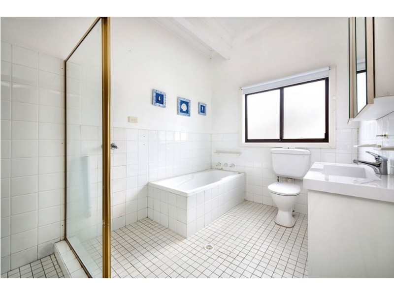 28 East Crescent, Hurstville Grove NSW 2220