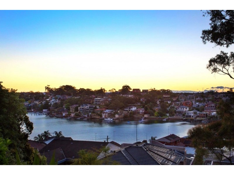 18 Wentworth Avenue, Blakehurst NSW 2221