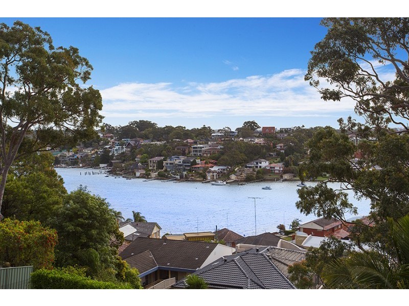 18 Wentworth Avenue, Blakehurst NSW 2221