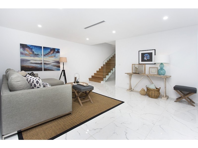 1158 Forest Road, Lugarno NSW 2210