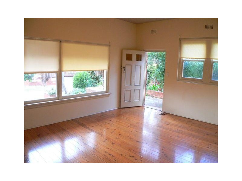 1/55 Castle Street, Blakehurst NSW 2221