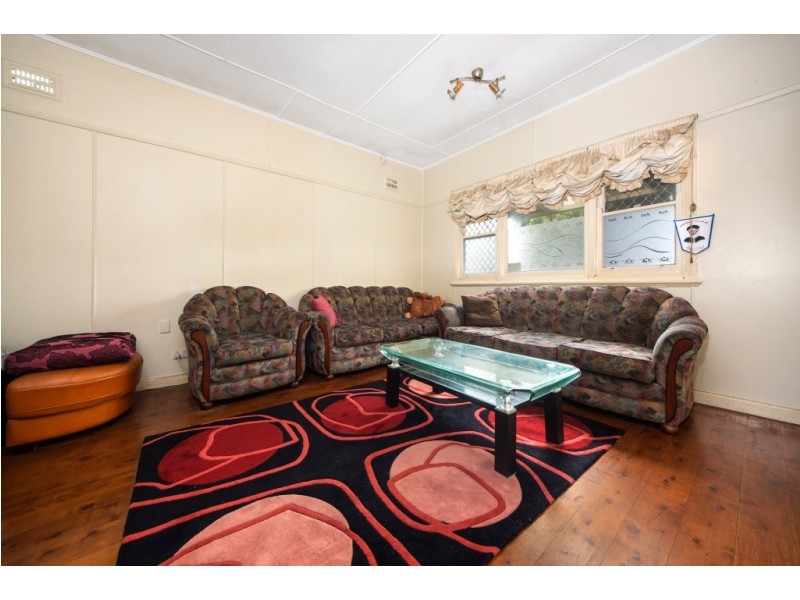 712 Forest Road, Peakhurst NSW 2210