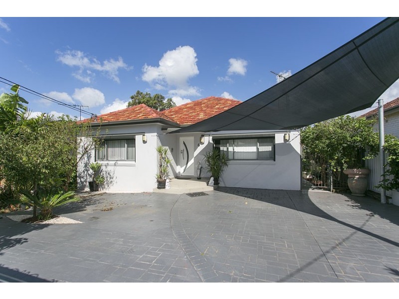 6 Stuart Street, Blakehurst NSW 2221