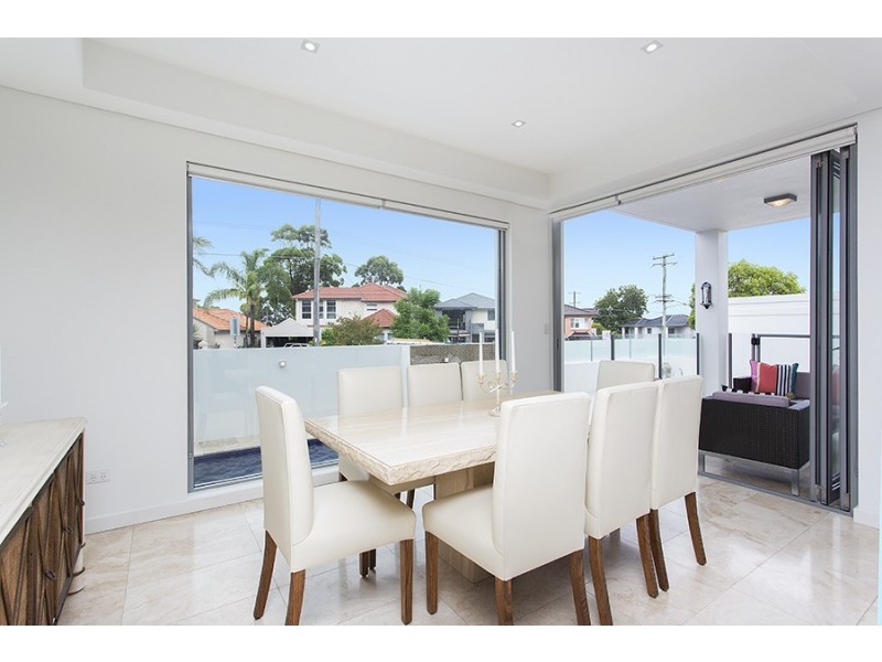 17 Riverview Avenue, Connells Point NSW 2221