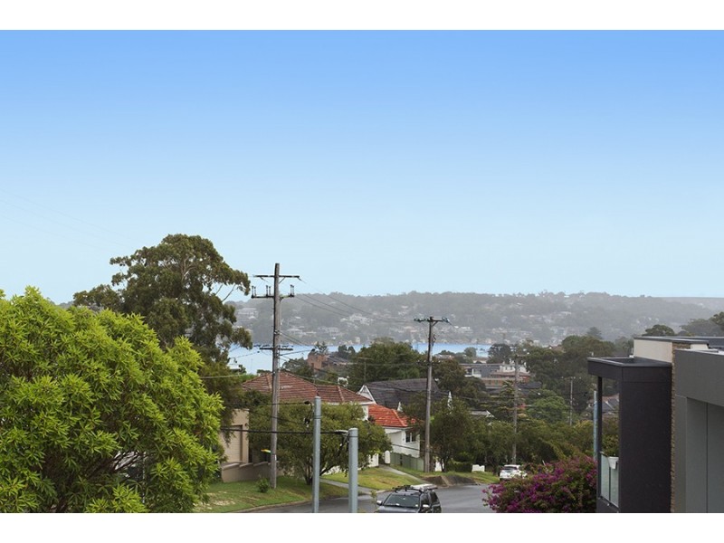 17 Riverview Avenue, Connells Point NSW 2221