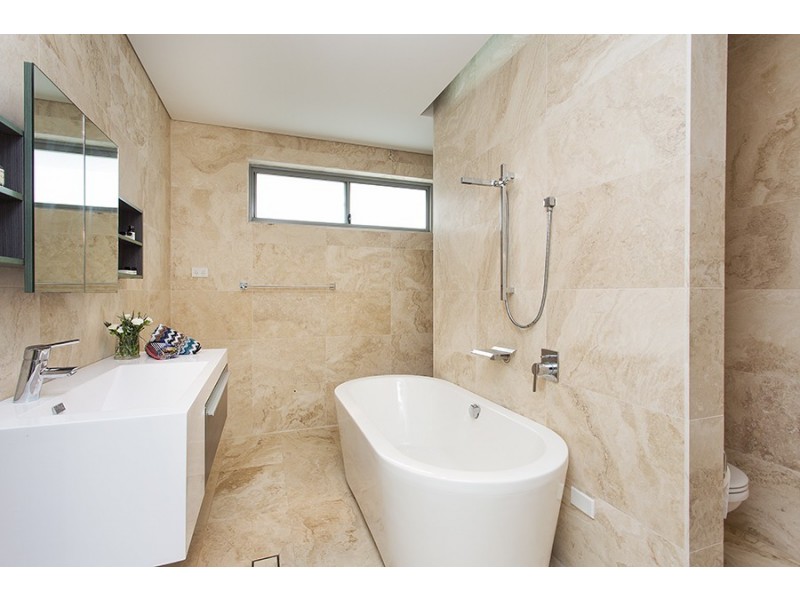 17 Riverview Avenue, Connells Point NSW 2221