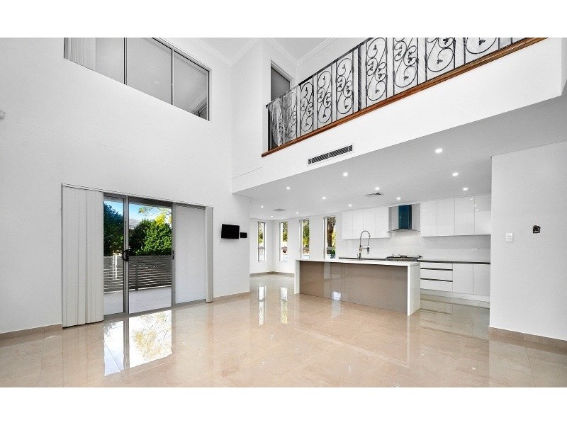 16 Emily Street, Hurstville NSW 2220