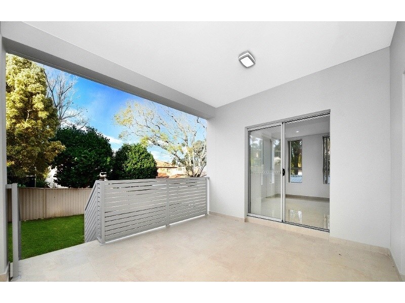 16 Emily Street, Hurstville NSW 2220