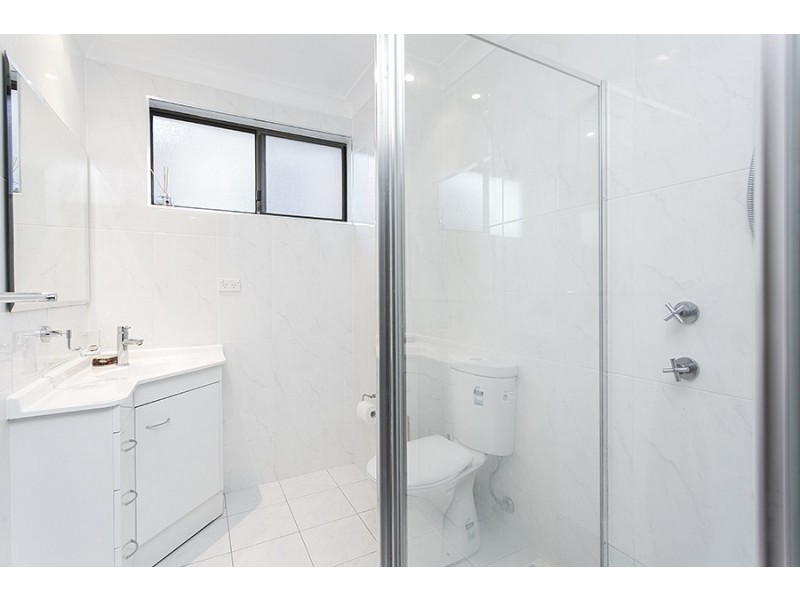 8 Barwon Road, Mortdale NSW 2223