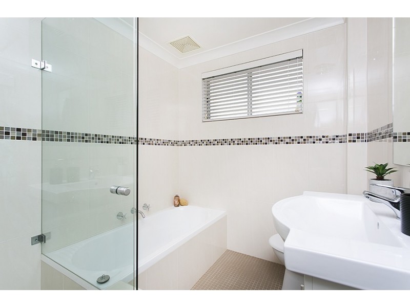 4/56 Jersey Ave, Mortdale NSW 2223