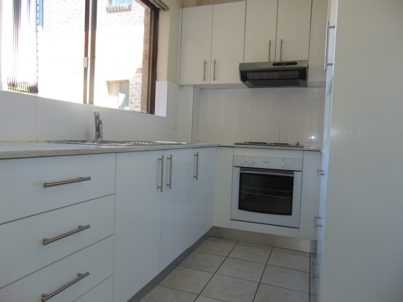 8/3-9 Station, Mortdale NSW 2223
