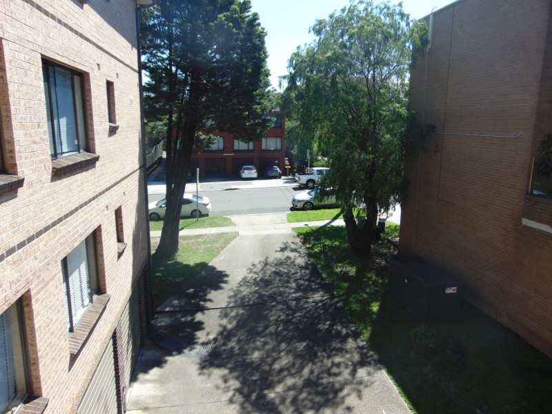 8/3-9 Station, Mortdale NSW 2223